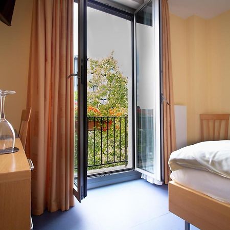 Hotel Goldene Gans Mannheim Bagian luar foto