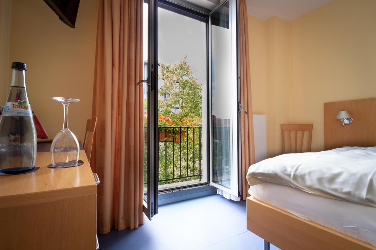 Hotel Goldene Gans Mannheim Bagian luar foto
